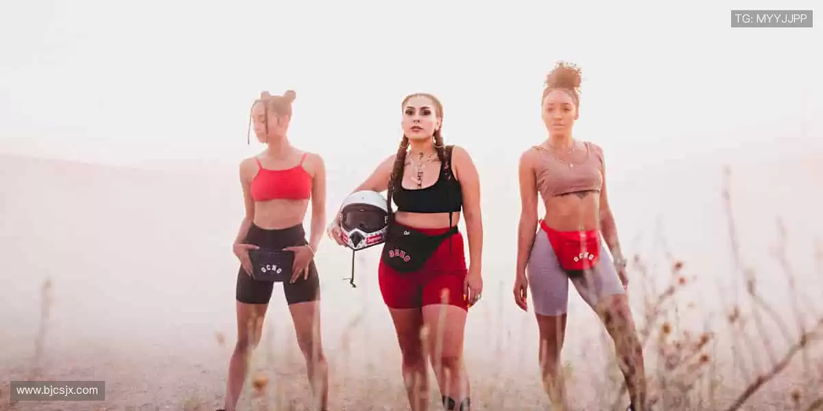 💻实时互动，弹幕与呐喊同频共振！📸